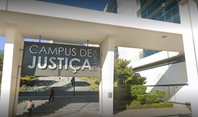 Colaboração com o Tribunal